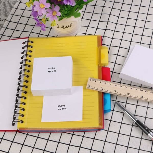 4-pakning Super Sticky Notes 3\" x 3\" 100-siders kontorlapper (hvit)