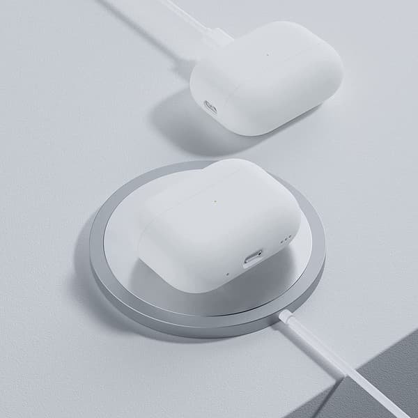Custom Protective Case for Extended Lifespan, with Luxurious Appearance and Active Noise Cancellation, Perfect for Wired and