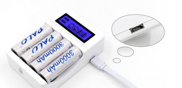 Universal LCD Laddare för Uppladdningsbara Batterier