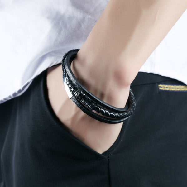 Armband i äkta läder för män med lås i rostfritt stål - i lager Svart