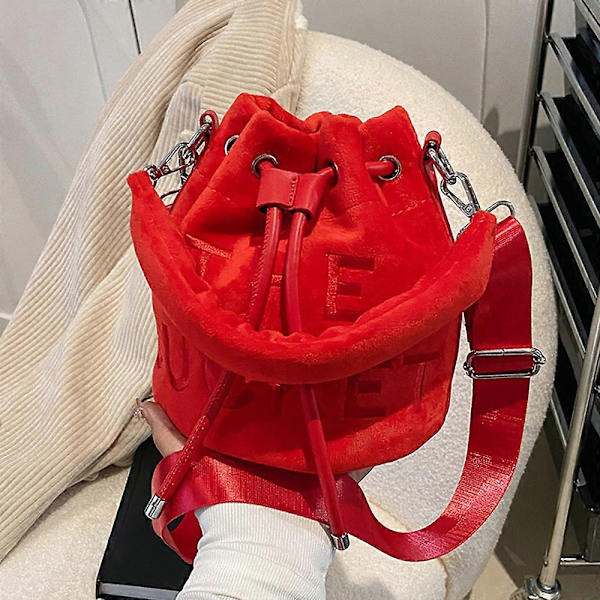 Naisten pussimalliset olkalaukut, pienet pehmeät plyysikankaiset pussimalliset crossbody-laukut red