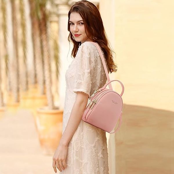 Mini Ryggsäck Dam Mode Handväska Flicka Vattentät Cross-body Väska med Hörlurs Hål Damer Läder Dagryggsäck Dating Resa Pink