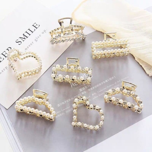 Hårklemme med rhinsten og perler hjerte diamant Guld one size Rectangle diamonds