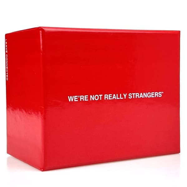 We're Not Really Strangers -korttipeli - Interaktiivinen korttipeli aikuisille ja jäänmurtaja [HK] Parisuhdeversio