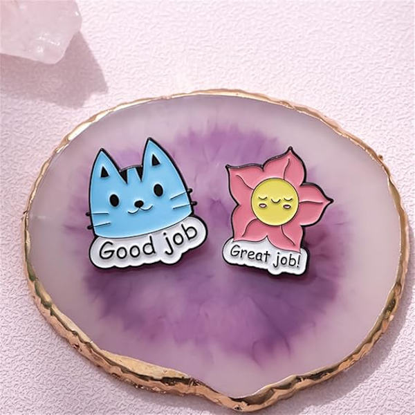 5 stk. Cartoon Animal Flower Watermelon Star Enamel Pin God Job Well Done Bee Cat Badge Lapel Pin Sæt Søde Dyr Tøj Tasker Rygsække Tilbehør