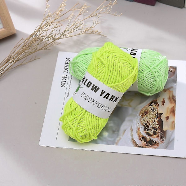 4/5 st Stickgarn Lysande Ull Mjuk 50m/rulle Nyhet Funktionell DIY Sytillbehör Lysande Grass green