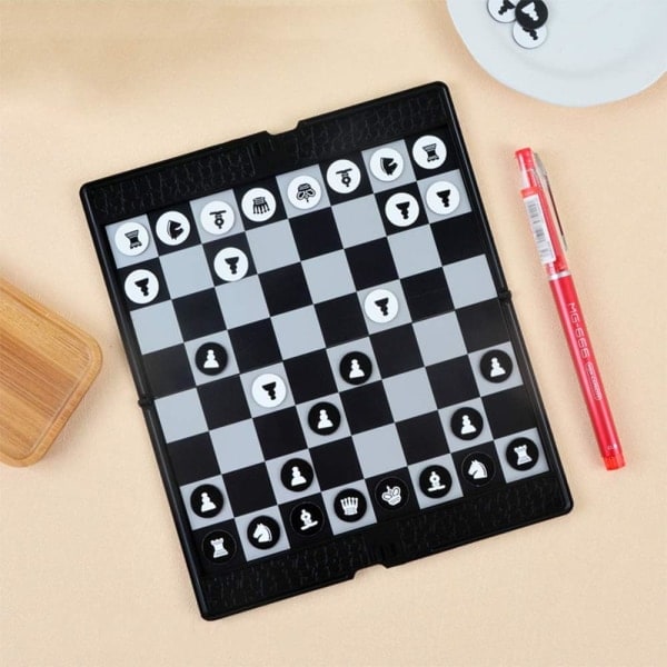 Set (16cm) Mini Brädspel Magnetisk Fällbar Schackbräda Pedagogiska Leksaker/Present till Barn och Vuxna