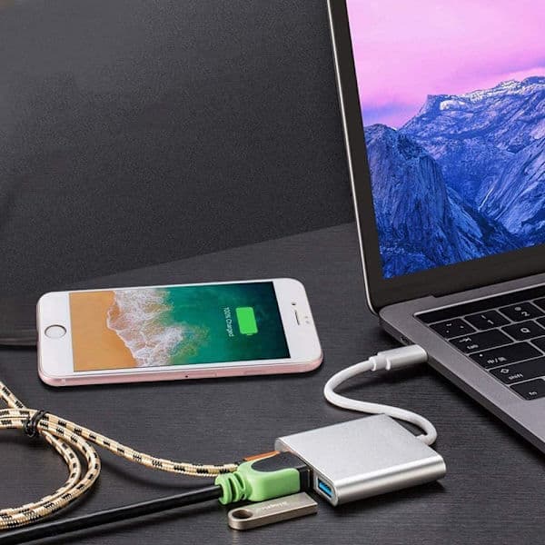 USB-C-moniporttisovitin USB:hen, USB-C (USB PD)