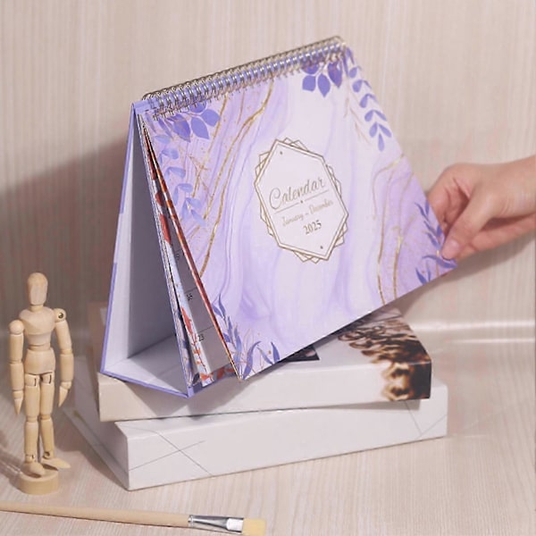 2025 Skrivebords Kalender 12 Måneder Stående Flip Kalender Desktop Stativ Kalender Daglig Livsplanlægger Organizer til Kontor Køkken Klasseværelse Purple