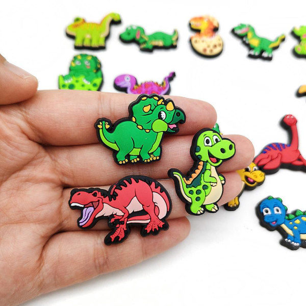 Dinosaur Fotballsko Charms - Sett med 20 Tegneserie Sko Dekorasjoner for Perforerte Sko, Armbånd, Fester, DIY Dekorasjon