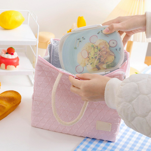 Kannettava lounaslaatikko Pink