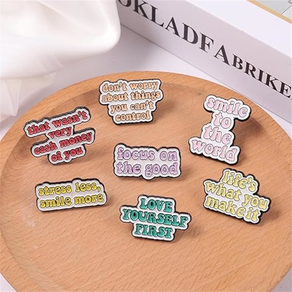 6 stk. bogstav emalje pin positiv opmuntring sætning broche pin inspirerende bogstav revers pin badge positivt ordsprog pin sæt tøj taske fest dekoration