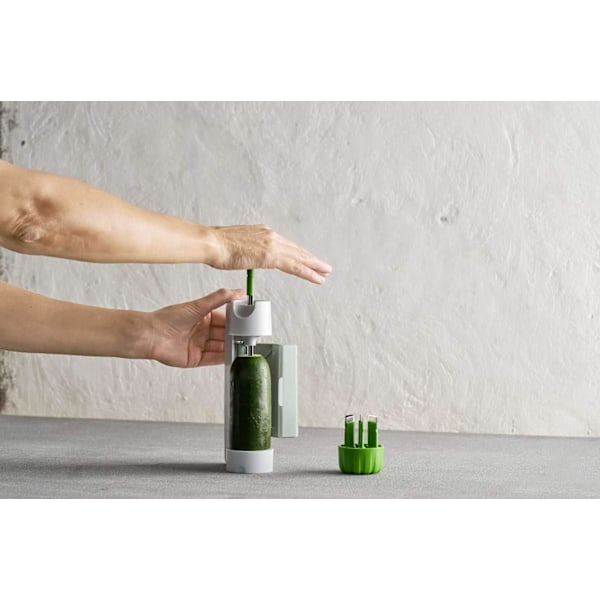 Veggie Sheet Slicer fra er en innovativ frukt- og grønnsakskjærer som du kan bruke til å lage tynne skiver.