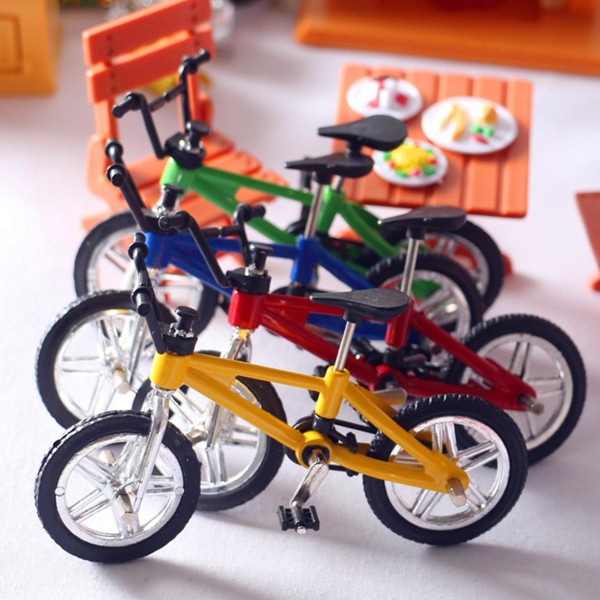 Miniature mountainbike-cykelmodel Udendørs dukkehus-tilbehør Børne-diy-legetøj Blue