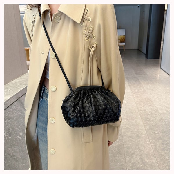 Pu vävd väska Satchel Cloud Mini läder clutchväska Black W svart