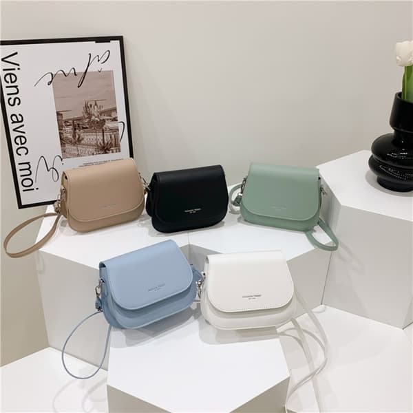 Axel Crossbody-väska Clutchväskor VIT
