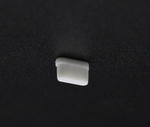 Pölysuoja USB-C-porteille, 4 kpl läpinäkyvä 2 Transparent