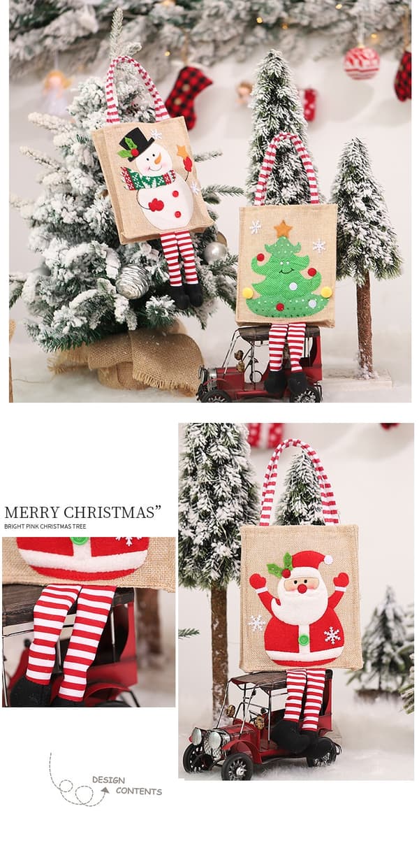 4 stycken presentpåsar med tecknade ränder för jul