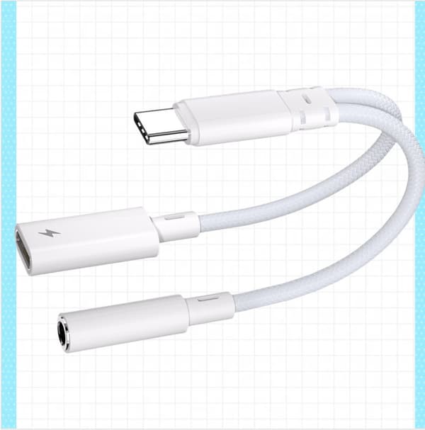 AC06_P15 USB-C til 3,5 mm lydadapter med PD-lading 11