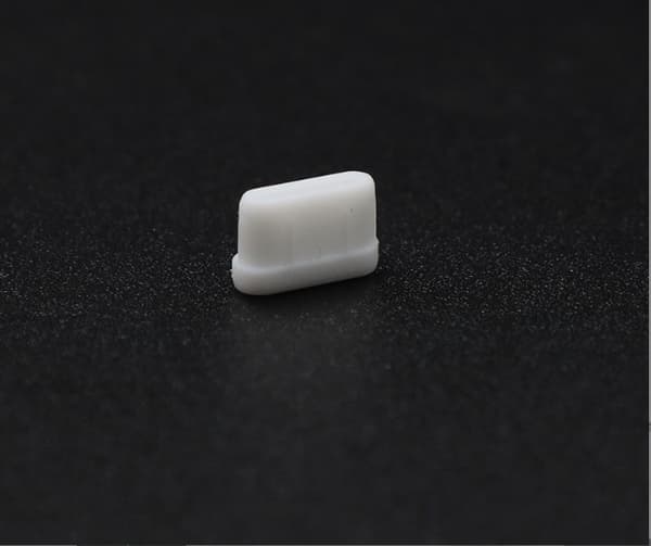 Pölysuoja USB-C-porteille, 4 kpl läpinäkyvä 2 Transparent
