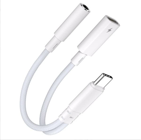AC06_P15 USB-C til 3,5 mm lydadapter med PD-lading 11