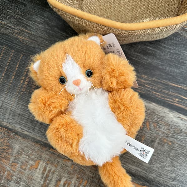 2 stk. Sovende kat med kurv 21,97 cm Mini katte Plyslegetøj Søde Kawaii Udstoppede katte