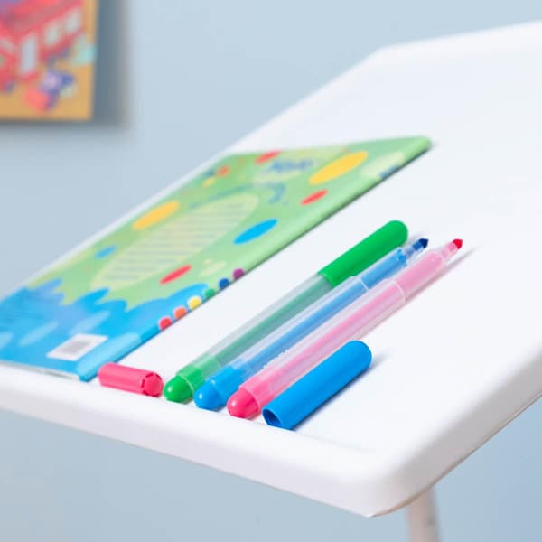 Foldbart og justerbart bord