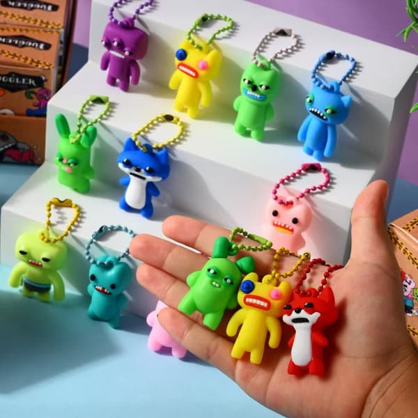 Söt Monster Hänge Nyckelring Docka Blind Box (24-pack)