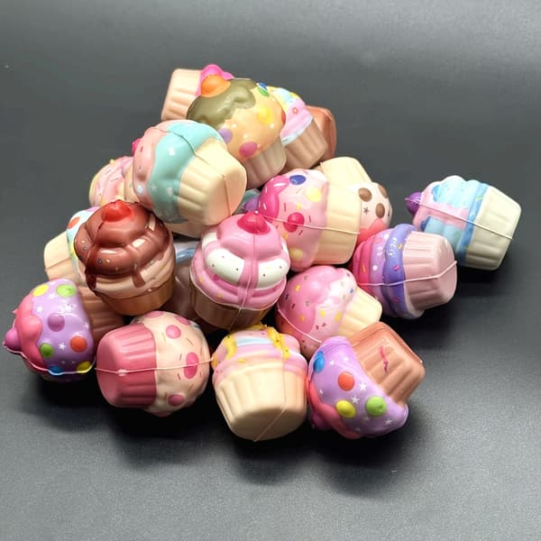 20 stk. Mini Kage Squishy Legetøj – Blødt Dessert Fidget Legetøj til Børnefester 20pcs