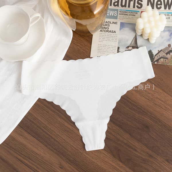 Sømløse truser i is-silke for kvinner, ribbet pustende usynlig undertøy, lette truser*M*Hvit White M