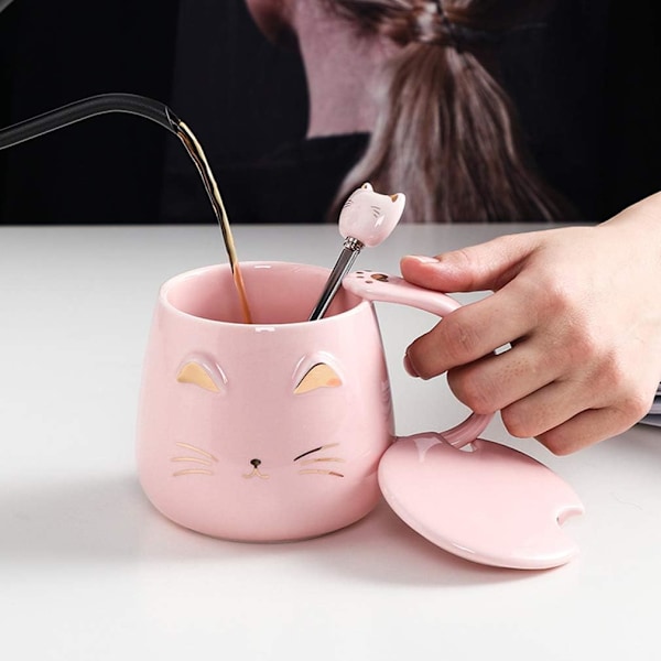 Söpö kissanpentu keraaminen kahvimuki ruostumattomasta teräksestä valmistetulla lusikalla, uusi kahvimuki kissan ystäville naisille ja tytöille Pink