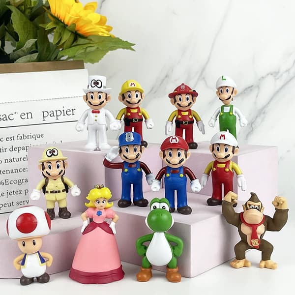 12 lekefigurer