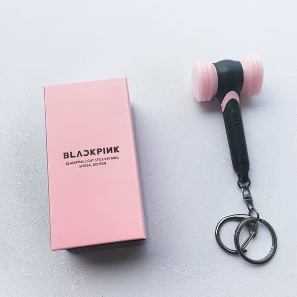 BLACKPINK Mini Light Stick Nøglering, Lysende K-Pop Fan-vedhæng, Sød Samlerobjekt Taske-charm og Gave til Fans