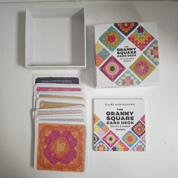 Granny Square Kortspillet – DIY Strikkeopskrift Referencekort Sæt