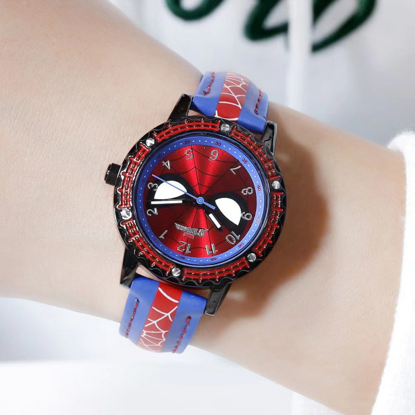 Spiderman lysande armbandsklocka barn vattentäta analoga klockor födelsedagspresent Blue to red band