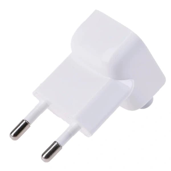 Matkasovitin (valkoinen) Apple MacBookille (EU)