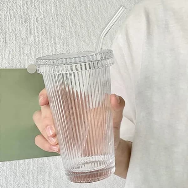 Glasmugg randig glaskopp kaffekopp med lock och sugrör