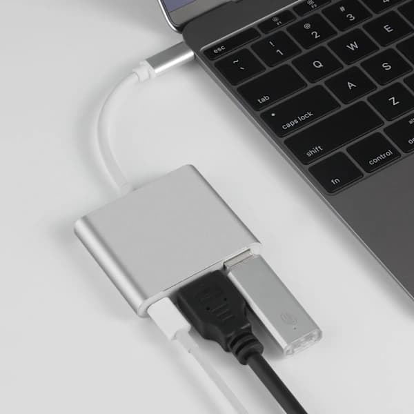 3-i-1 USB-C Hub med HDMI, USB 3.0 og PD-opladning