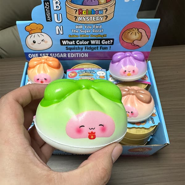 Den originale mystiske dumplingen Galaxy EditionViral Squishy B - Enhjørning Dumpling - Tilfeldig farge