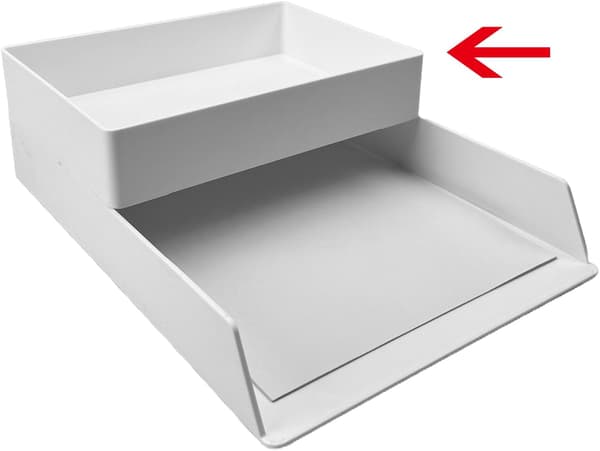 Amazon Basic Rektangulær Oppbevaringsboks i Plast med Brett, 25,5 x 17 x 4,5 cm, Hvit