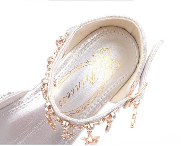 Piges Sequinprinsesse Lavhælede Festdansesko Silver 35