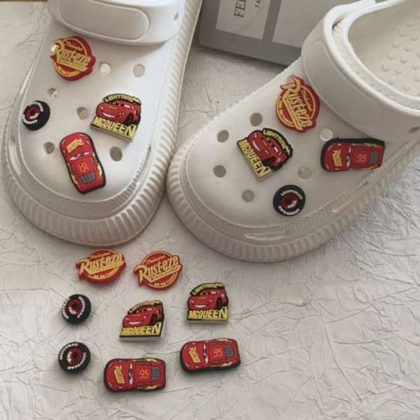 Lynet McQueen Crocs Sæt – 8 Dele Sko Tilbehør Udskifteligt DIY Design