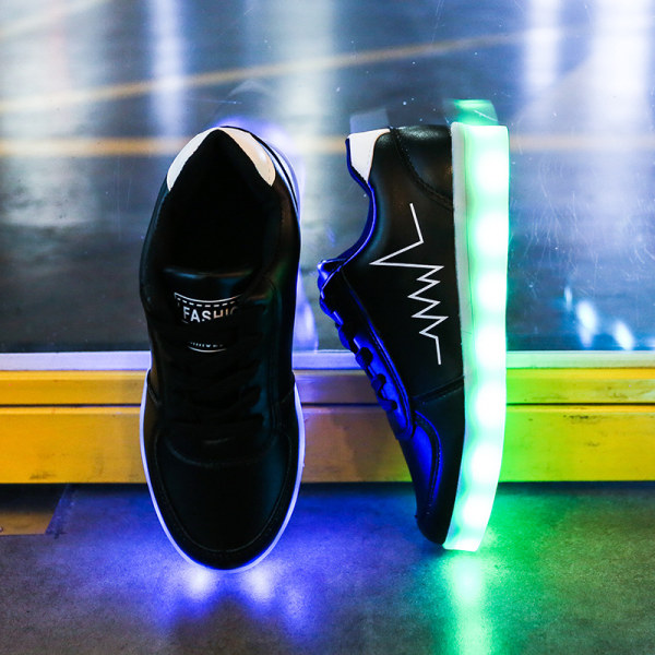 Glödande Sneakers för barn Luminous Shoes med Light Up sula Black 40