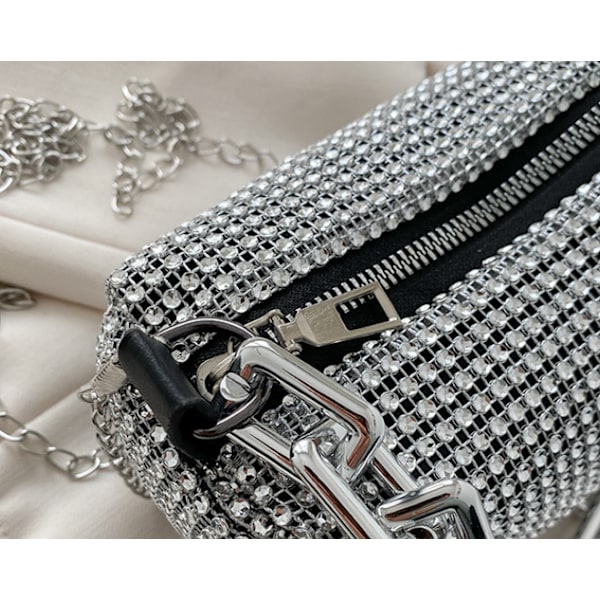 Heltäckande Rhinestone Hinkväska, Glitterkedja Balväska, Dam Mini Crossbody Väska silver