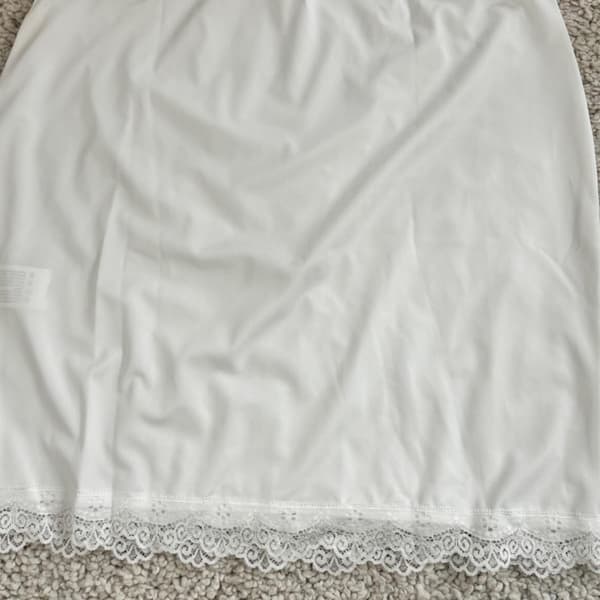 Satin Halv Slip til Kvinder til Under Kjoler Underskørt med Blonder white XXL