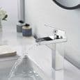 Krommet fossefallkran for baderom, moderne messingblander for vask, baderomsblander, vaskeblander i flere farger