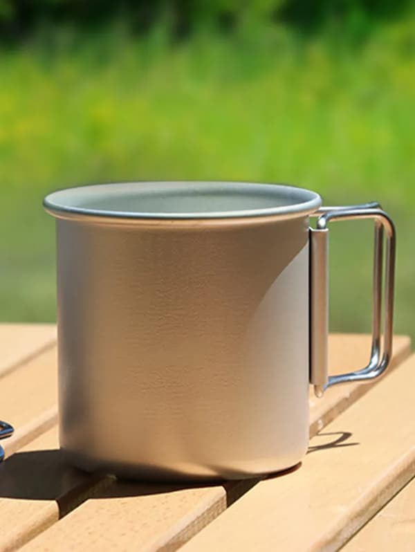 300 ml Camping Vattenkopp Bärbar Hopfällbar Aluminiumkopp för Utomhusbruk för Camping Picknick Vandring (Vit)