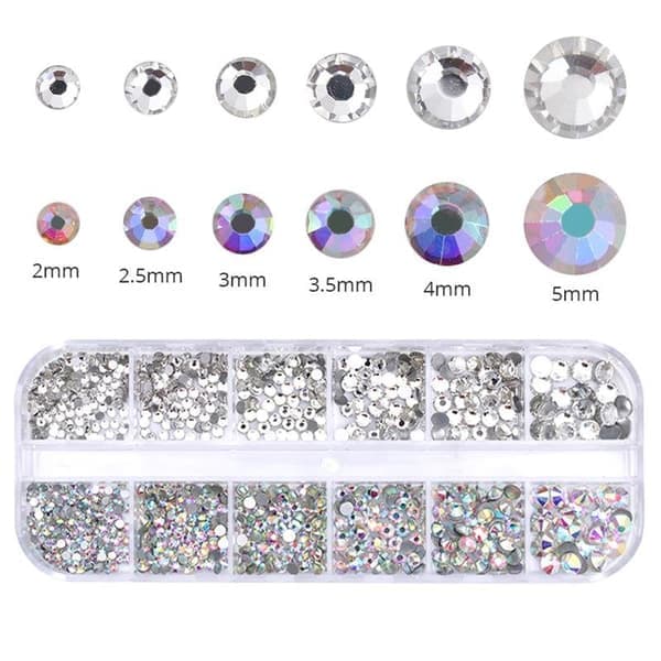 12 strass i olika storlekar i ask - Nageldekor Silver