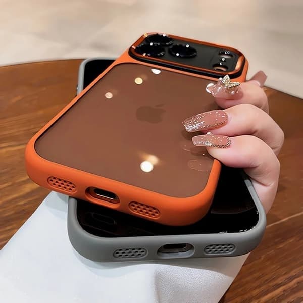 Genomskinligt mobilskal för iPhone 16 Pro, stötsäkert, svart Black iPhone 16 Pro