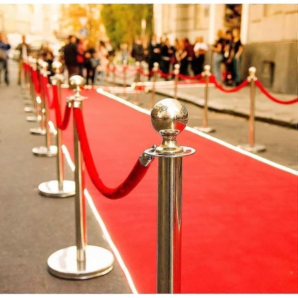 2 röda sammetsrep, 1,5 M barriär med polerade guldkrokar